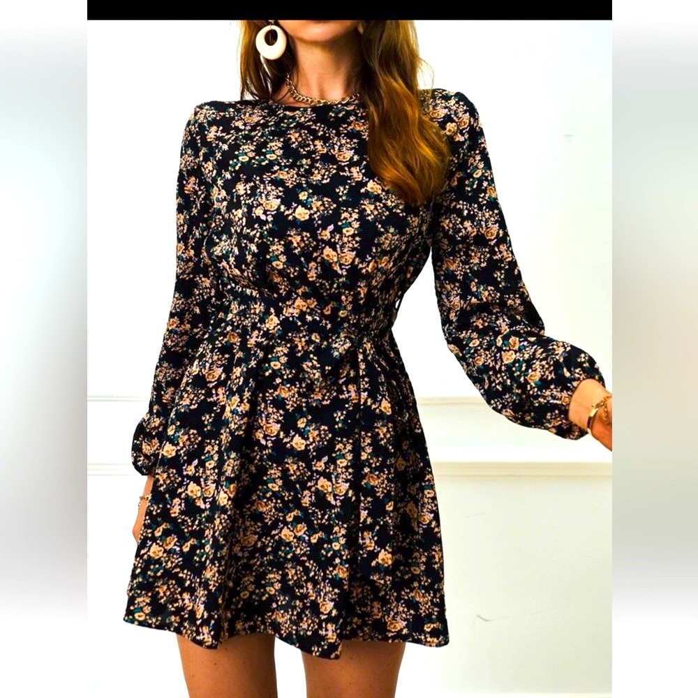NWOT Floral Print Lantern Sleeve Belted Dress Size Medium 6 - Picture 1 of 6